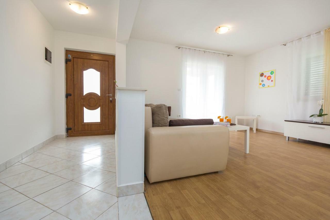 Ferienwohnung Basanni Labin  Exterior foto