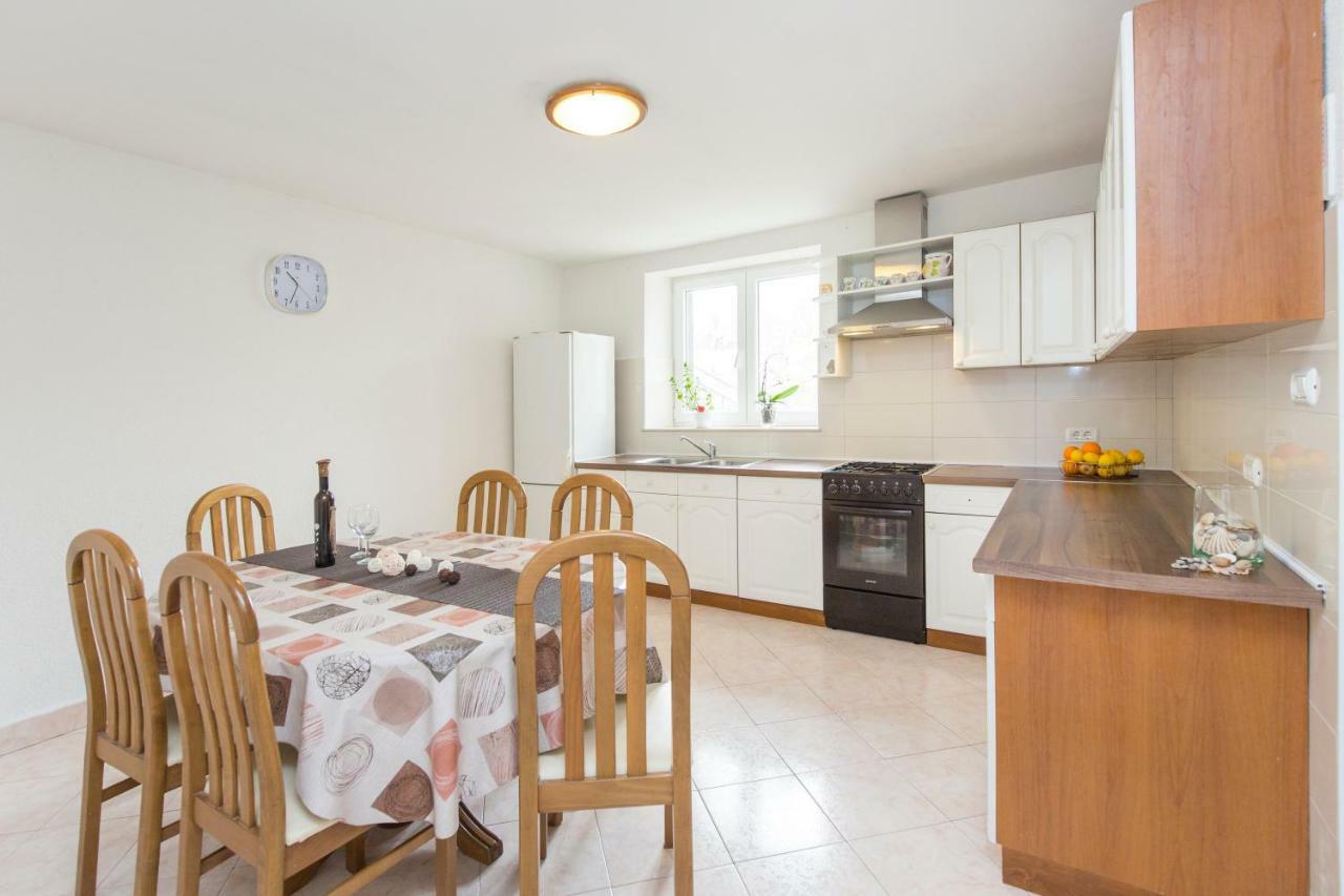Ferienwohnung Basanni Labin  Exterior foto