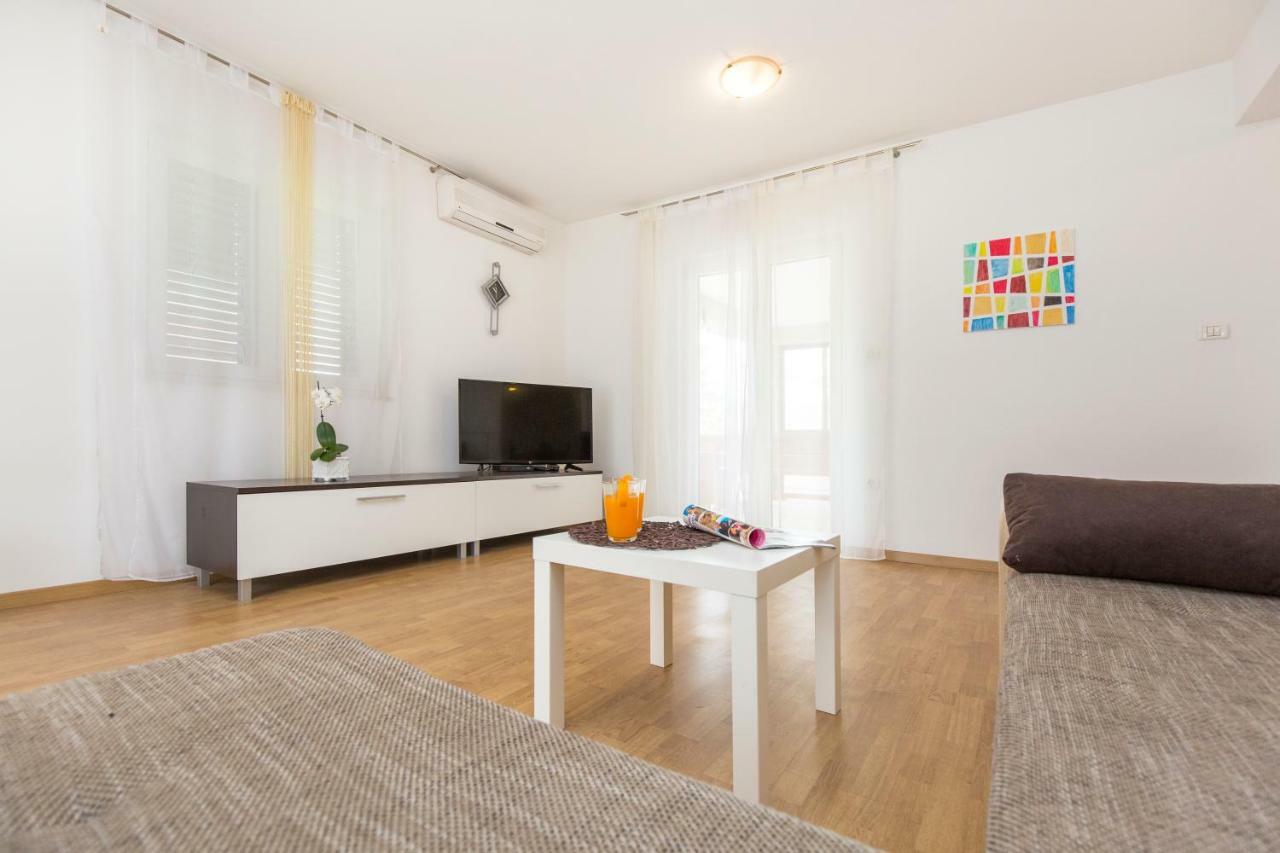 Ferienwohnung Basanni Labin  Exterior foto